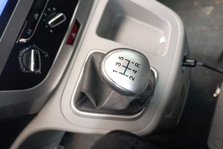 Used JAC Refine M3 2018 1.6L Express Edition 7-Seater