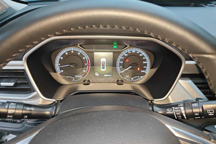 Used Geely Auto Vision X6 2020 1.4T Manual Luxury Model