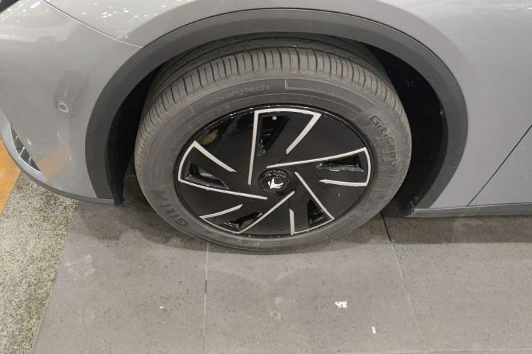 Used ARCFOX Alpha S5 