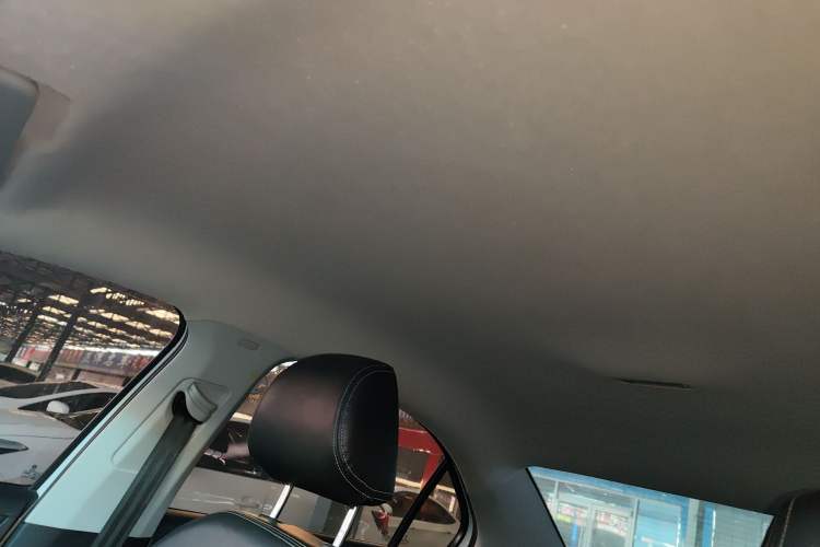 Used Volkswagen Jetta 2019 Dream Edition 1.4L Manual Fashion Version
