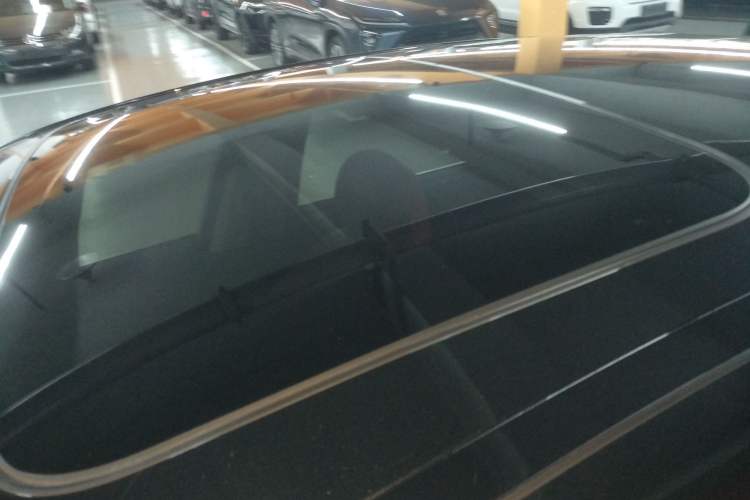 Used BMW 5 Series 2014 520Li Elegant Model
