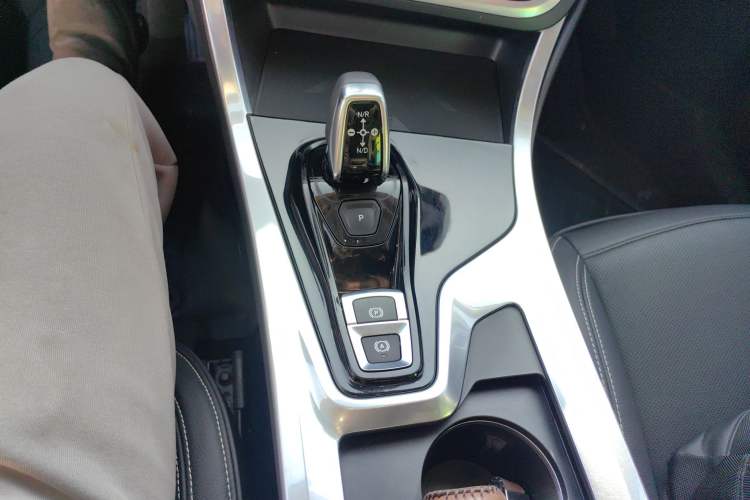 Used Lynk & Co 01 2017 2.0T Two-Wheel Drive Pro Edition
