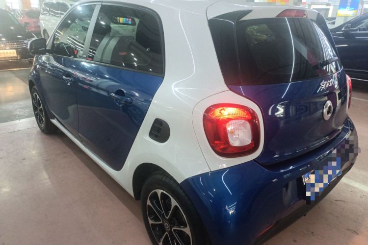 Used  forfour 2016 1.0L 52 kW Passion Edition