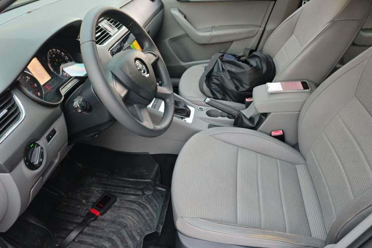 Used Skoda Octavia 2015 1.6L Automatic Yijie Edition