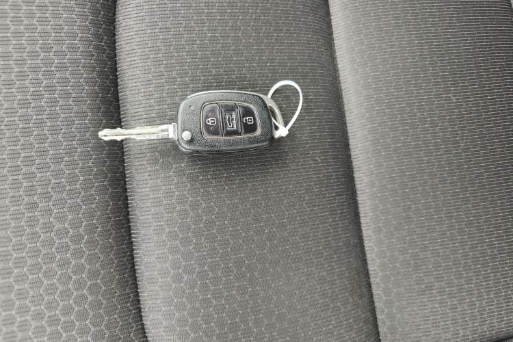 Used Hyundai Elantra 2016 1.6L Automatic ZhiXuan – Elite Version