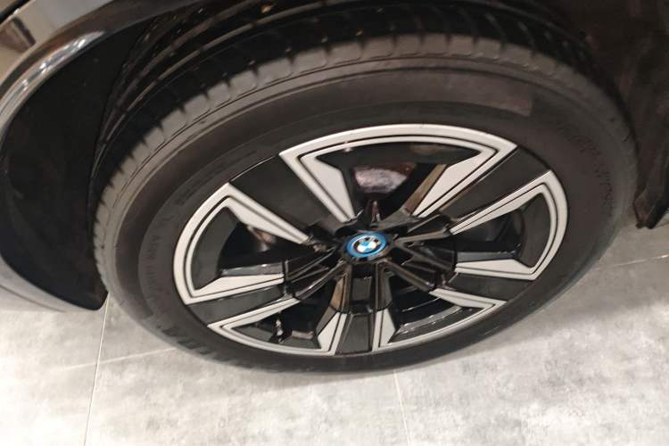 Used BMW iX3 2024 Leading Model
