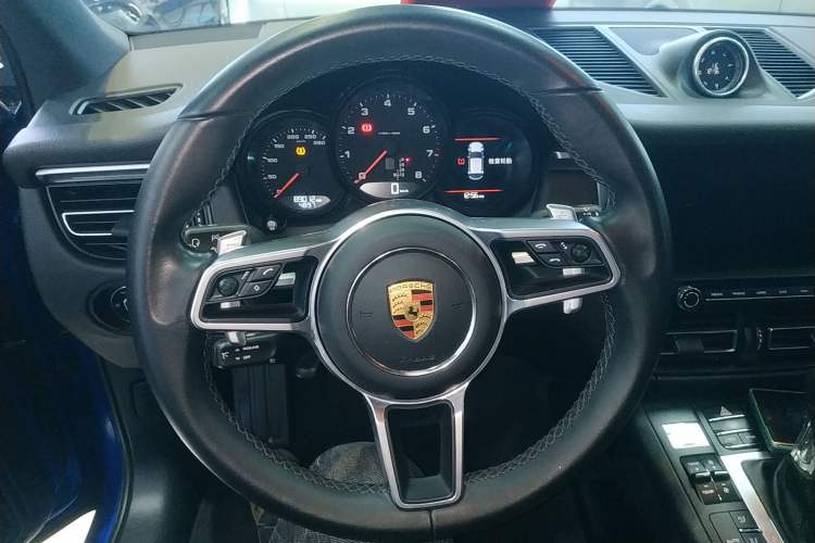 Used Porsche Macan 2021 Macan 2.0T
