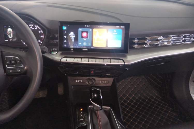 Used MG 5 2023 180 DVVT CVT Luxury Edition
