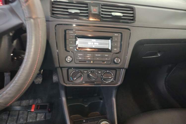 Used Volkswagen Santana 2018 1.5L Manual Fashion Edition