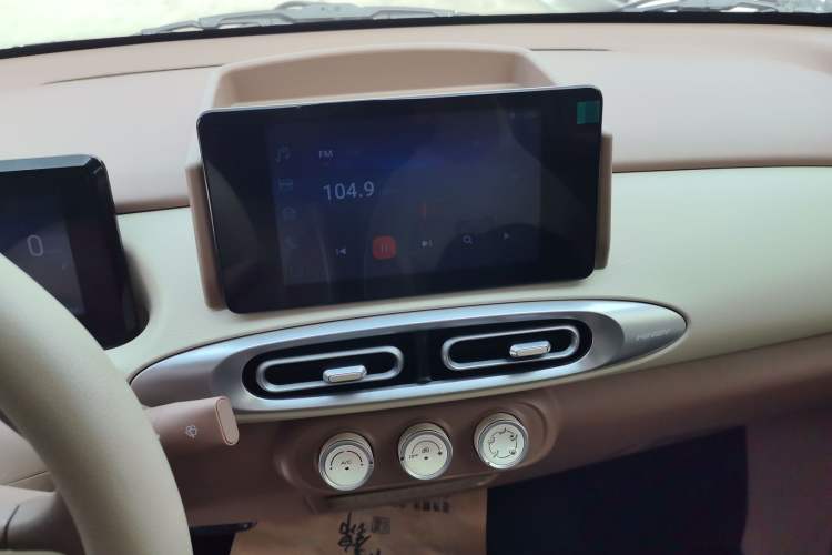 Used Wuling Hongguang MINIEV 2025 Four-Door Version Zhenxiang+ Edition