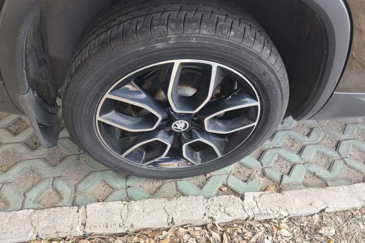 Used Skoda Kodiaq 2019 TSI330 5-Seat Two-Wheel Drive Luxury Enjoyment Edition China V Standard
