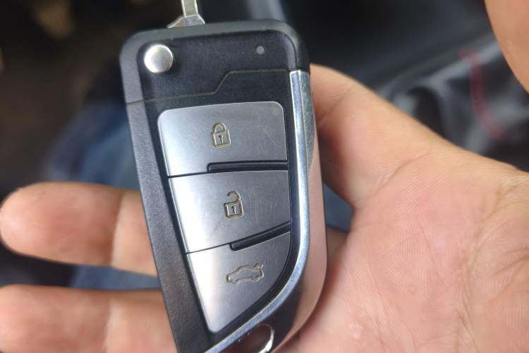 Used Changan CS75 2014 2.0L Manual Luxury Version China IV Standard
