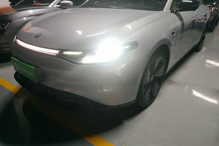 Used Leapmotor C01 2022 Four-Wheel Drive Dual-Motor Performance Version
