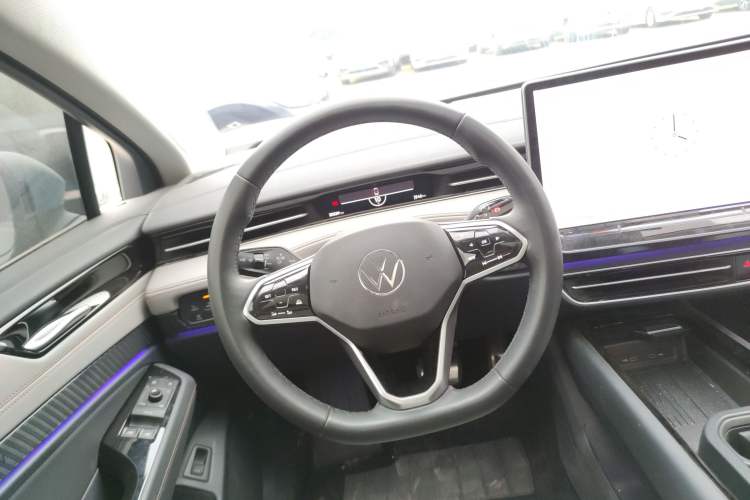 Used Volkswagen ID.7 VIZZION 2024 AIR model