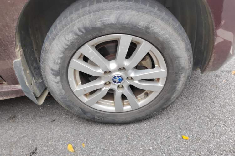 Used Venucia T70 2015 2.0L CVT Smart Choice Edition
