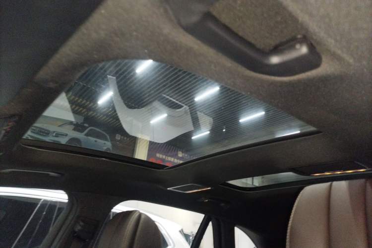 Used Mercedes-Benz GLC 2020 Facelift GLC 300 L 4MATIC Dynamic Edition