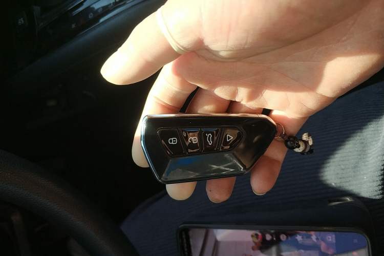 Used Honda Vezel 2020 1.5L CVT Luxury Edition
