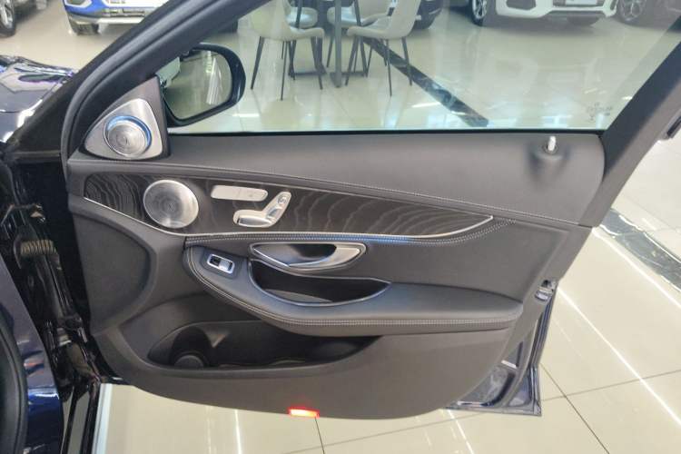 Used Mercedes-Benz C-Class 2017 Facelift C 200 L Sport Edition