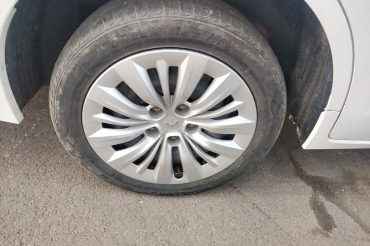 Used Wuling Jiachen 2022 1.5L Manual Enjoyment Elite Model