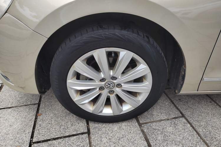 Used Volkswagen Bora 2016 1.6L manual Comfort trim level
