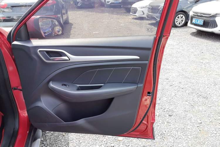 Used MG ZS 2018 1.5L Manual Luxury Version China V Standard
