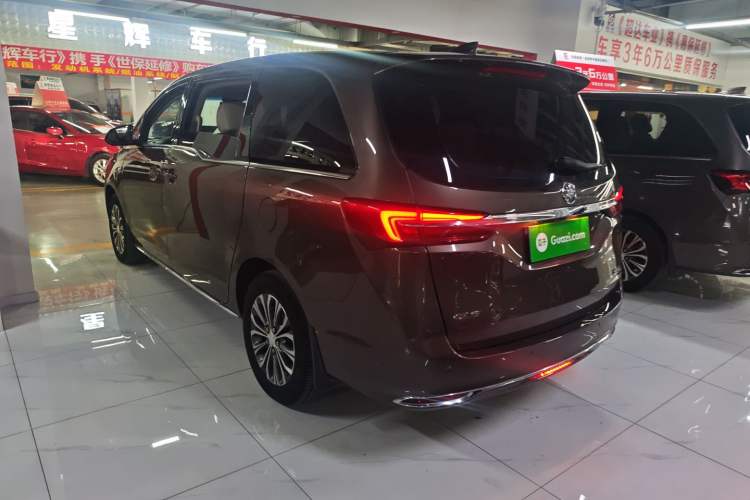 Used Buick GL8 2023 Land Executive Class Smart Enjoyment Model
