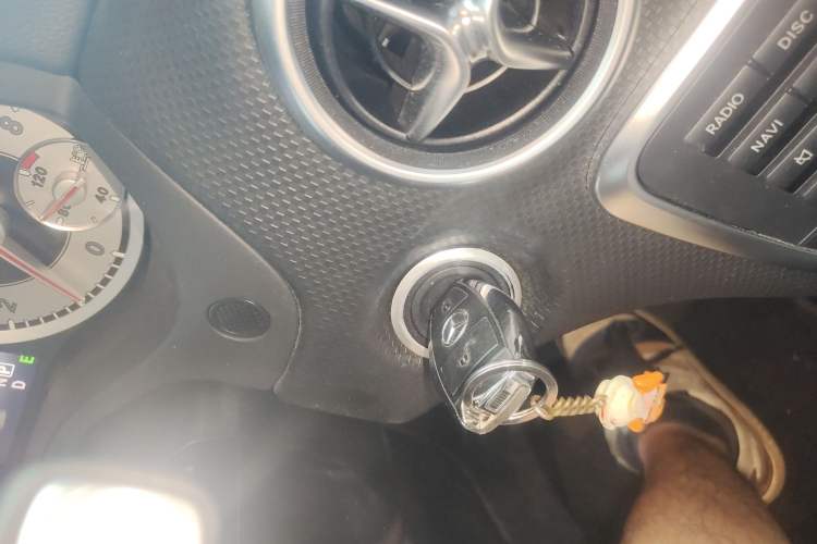 Used Mercedes-Benz A-Class 2015 A 200 Fashion Model
