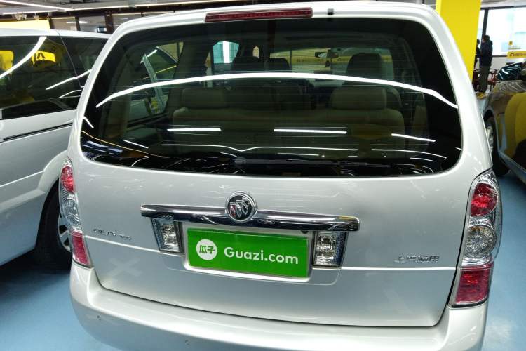 Used Buick GL8 2014 2.4L Executive Edition
