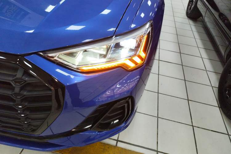 Used Audi Q3 2020 35 TFSI Ambition Dynamic Edition
