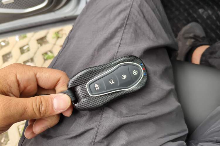 Used Geely Auto Monjaro S 2021 2.0TD Automatic Two-Wheel Drive Lightning Edition