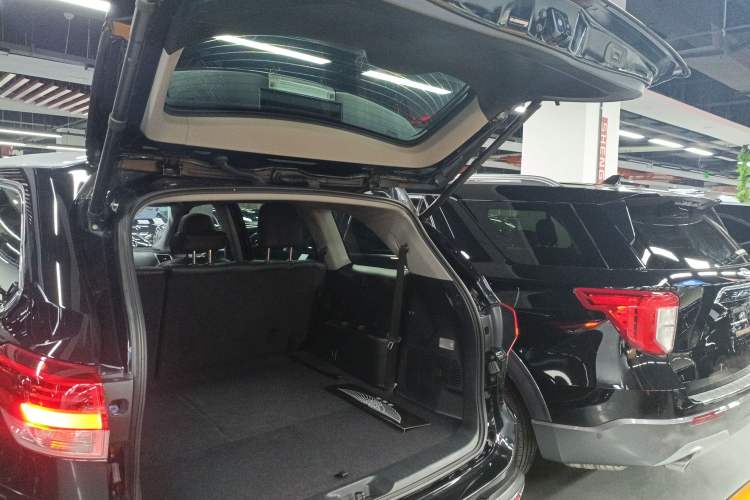 Used Toyota Highlander 2018 2.0T Four-Wheel Drive Luxury Version 7 Seats China VI Standard
