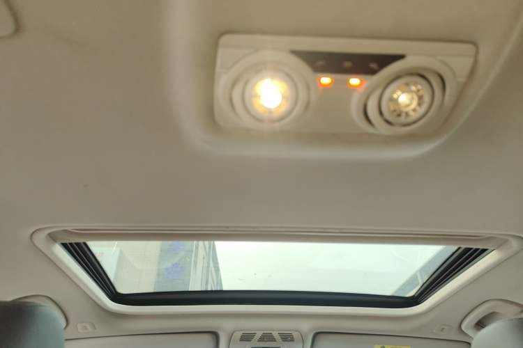 Used BMW 3 Series 2018 320Li Fashion Model
