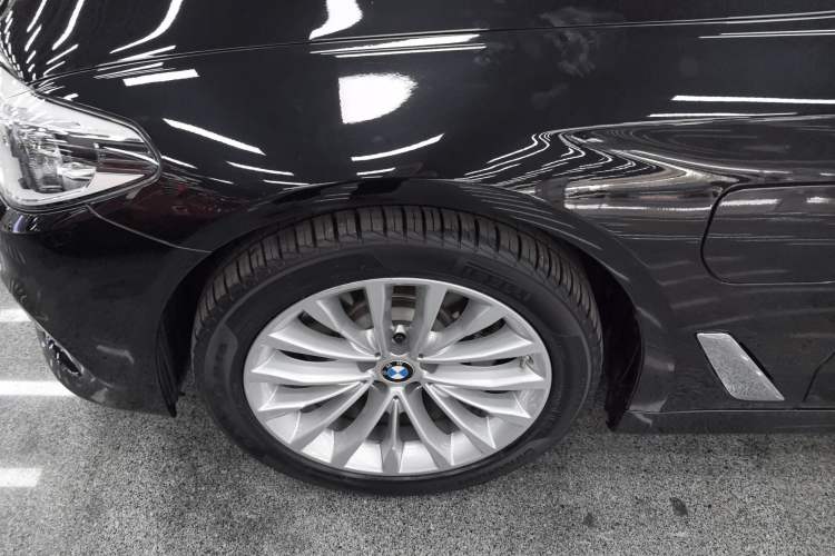 Used BMW 5 Series New Energy 2020 Mileage Upgrade Version 530Le Luxury Package
