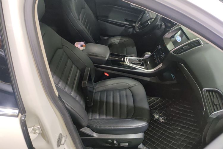 Used Ford Edge 2016 EcoBoost 245 Two-Wheel-Drive Titanium 7-Seater