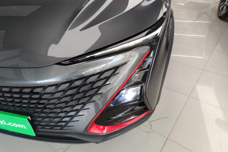 Used Changan UNI-T 2020 1.5T Prestige Version
