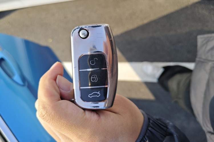 Used Ford Fiesta 2013 Hatchback 1.5L Manual Fashion Edition
