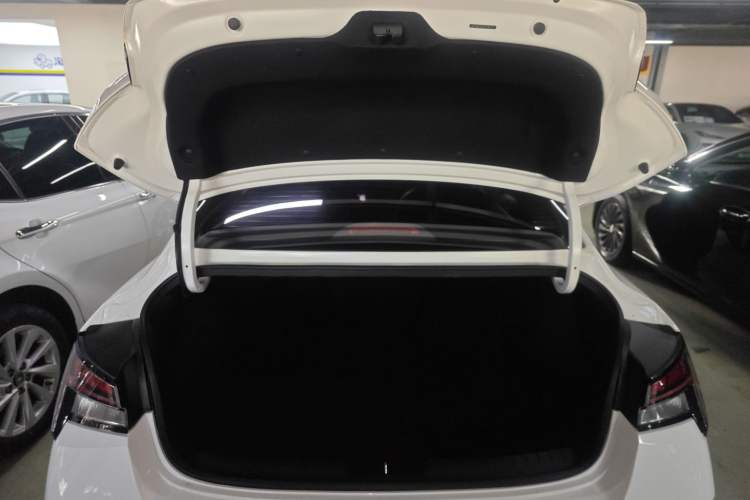 Used Hyundai Elantra 2022 1.5L CVT GLX Elite Edition
