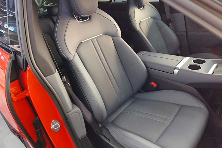 Used  YU7 2025 Ultra-Long Range Rear-Wheel Drive Version
