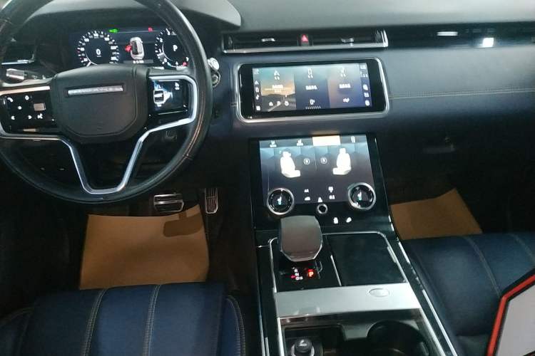 Used Land Rover Range Rover Velar 2022 250 PS Sparkling Heritage Edition
