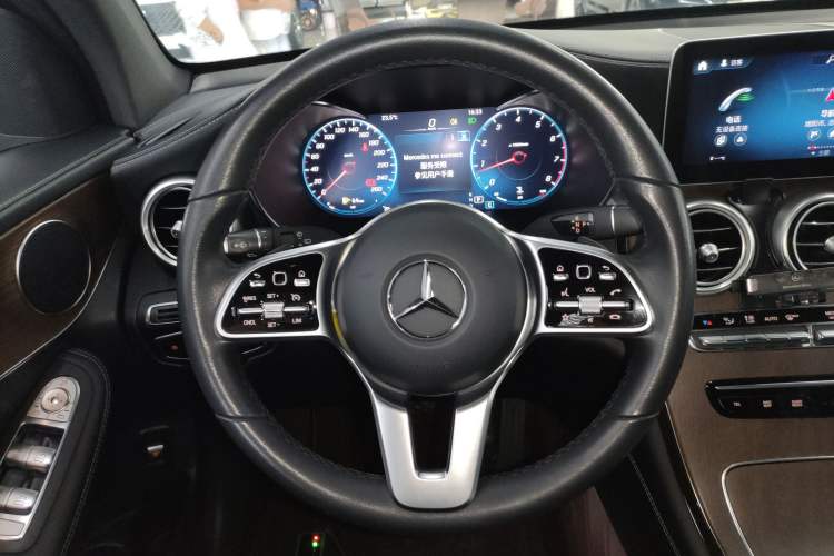 Used Mercedes-Benz GLC 2021 GLC 300 L 4MATIC Dynamic Model

