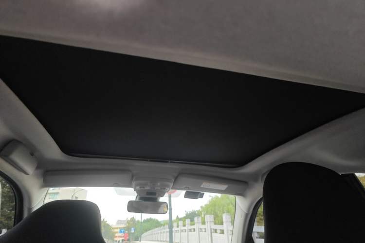 Used  fortwo 2017 1.0L 52kW New Sound Special Edition China V Emission Standard
