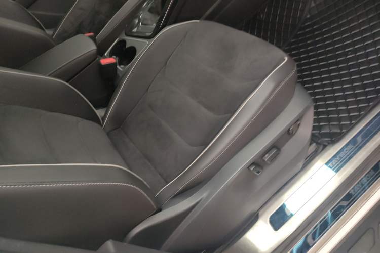 Used Volkswagen Tayron 2019 330TSI Two-Wheel Drive Prestige Version China V Standard
