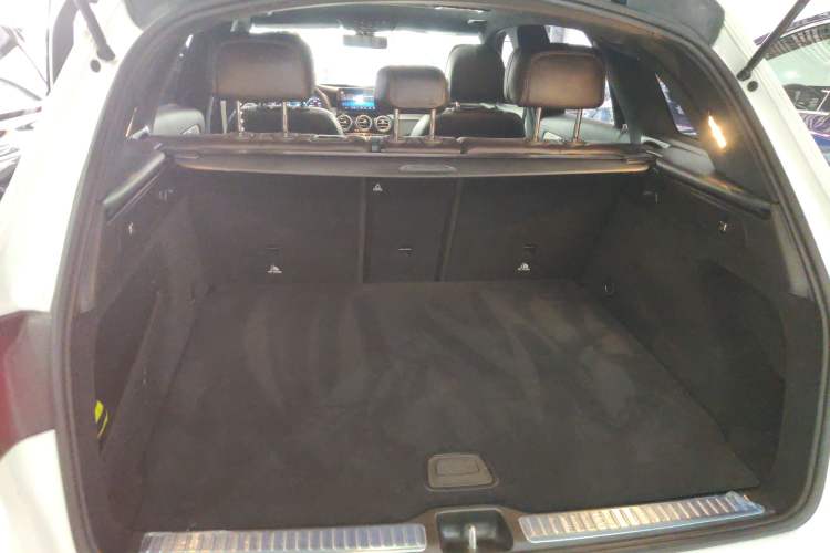 Used Mercedes-Benz GLC 2020 Facelifted GLC 260 L 4MATIC Dynamic Edition