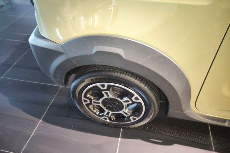 Used  Panda 2025 210km Panda Rider
