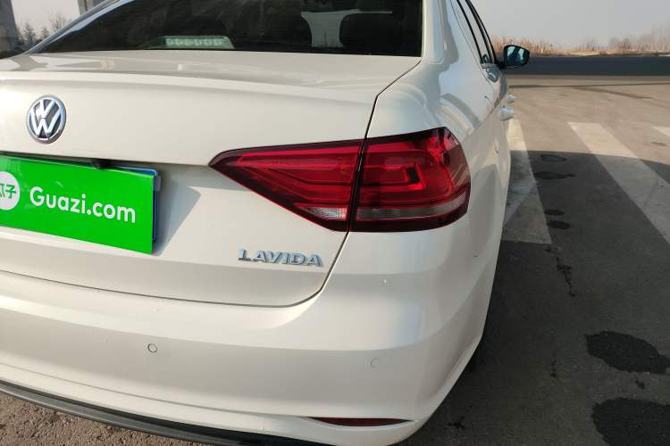 Used Volkswagen Lavida 2019 Lavida Start 1.5L Automatic Trendy Version China VI Standard