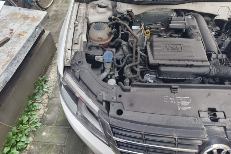 Used Volkswagen Lavida 2013 Revised Version 1.4 TSI DSG Comfort Edition
