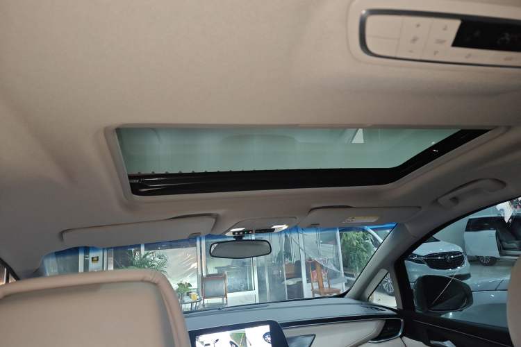 Used Buick GL8 2023 ES Lu Zun Comfort Model
