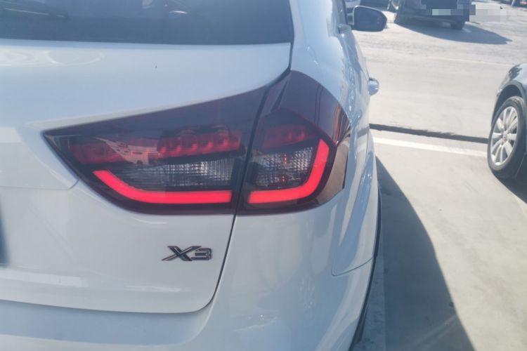 Used Geely Auto Vision X3 2019 Upgraded Model 1.5L CVT Prestige Version
