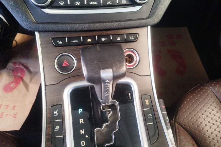 Used Land X7 2015 2.0T Panoramic Prestige Edition