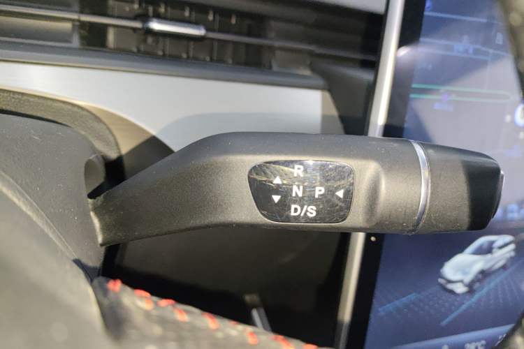 Used NETA V 2022 Chao 300 Lite Ternary Lithium
